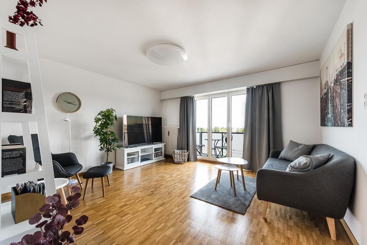 Soho 8 !Lake-Mountain View & Free Parking! Kreuzlingen Kültér fotó
